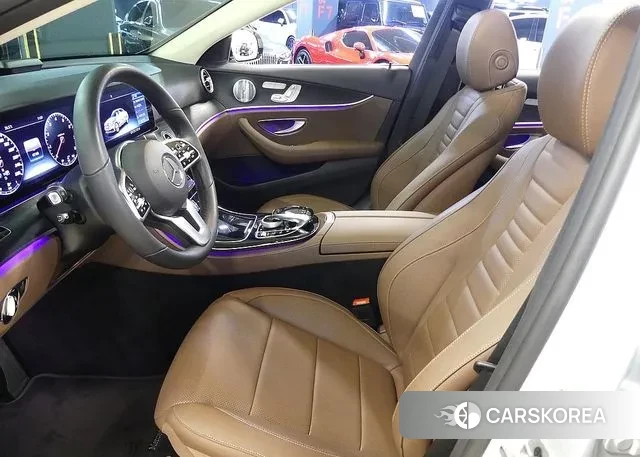 Mercedes-Benz E-Class W213 id 3708609 из Кореи 18