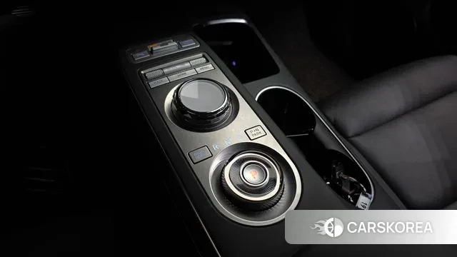 Genesis GV70 id 3058176 из Кореи 18