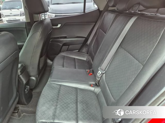 Kia Stonic id 4496666 из Кореи 18