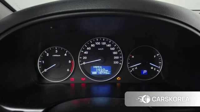 Hyundai The New Grand Starex id 4285279 из Кореи 18