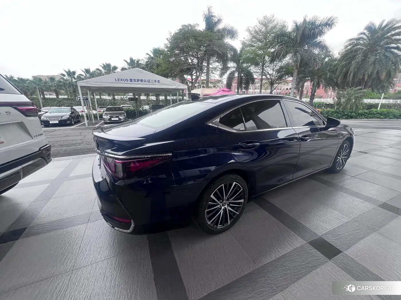 Lexus ES id 4679647 из Китая 8