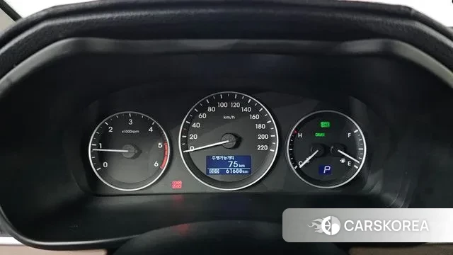 Hyundai The New Grand Starex id 3661831 из Кореи 18