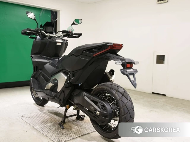 Honda X-ADV 750 id 4407016 из Японии 8