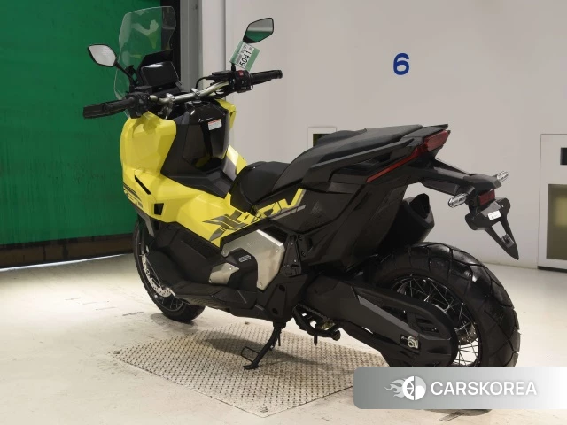 Проданный Honda X-ADV 750 id 4365483 из Японии, фото 8