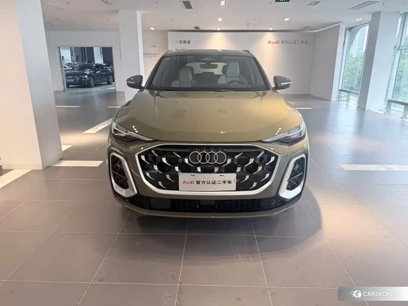 Audi Q5L id 4622274 из Китая 8