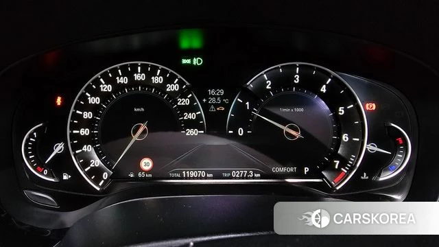 BMW 5 Series (G30) id 4447424 из Кореи 18