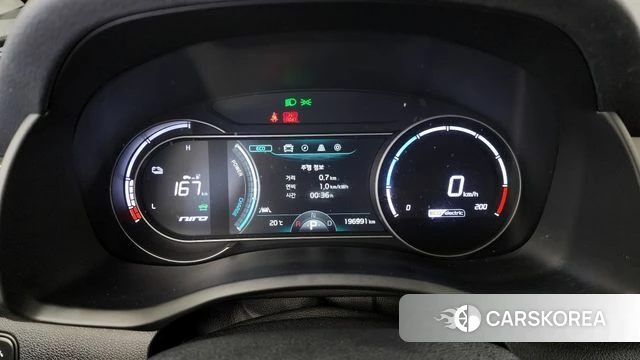 Kia Niro EV id 4339411 из Кореи 18