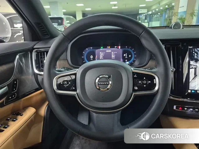 Volvo S90 id 3338538 из Кореи 18