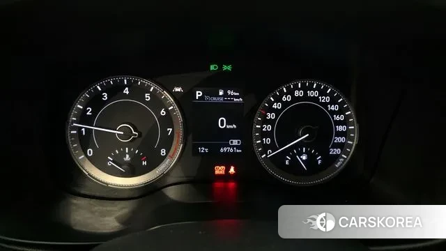 Hyundai Venue id 3789211 из Кореи 18