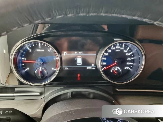 Kia Carnival 4th generation id 4366310 из Кореи 18