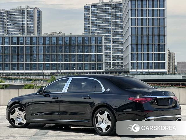 Mercedes-Benz Maybach S-class id 4290324 из Китая 16