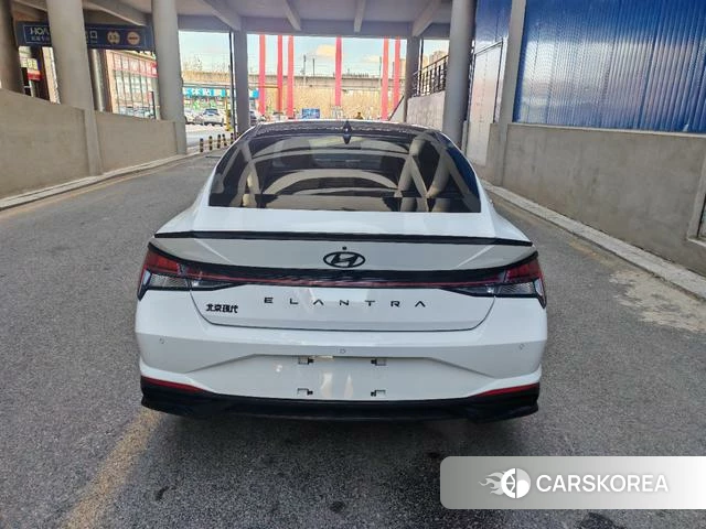 Hyundai Elantra id 4276218 из Китая 10