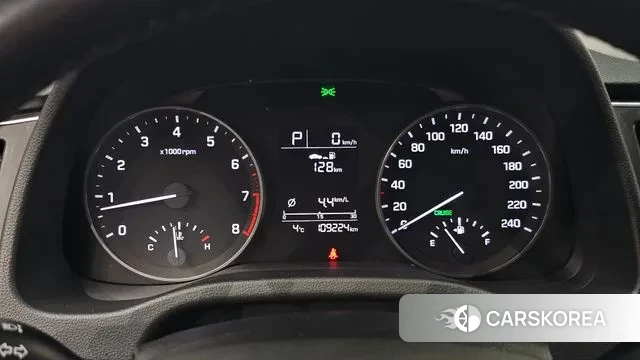 Hyundai Avante AD id 3672919 из Кореи 18