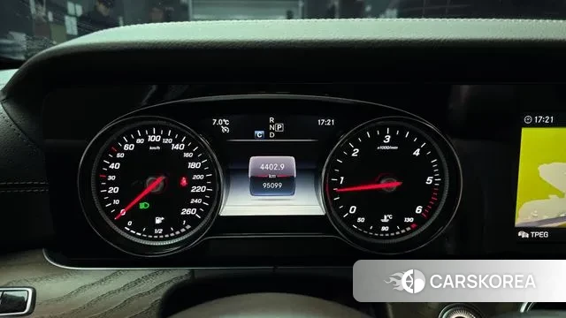 Mercedes-Benz E-Class W213 id 3541199 из Кореи 18