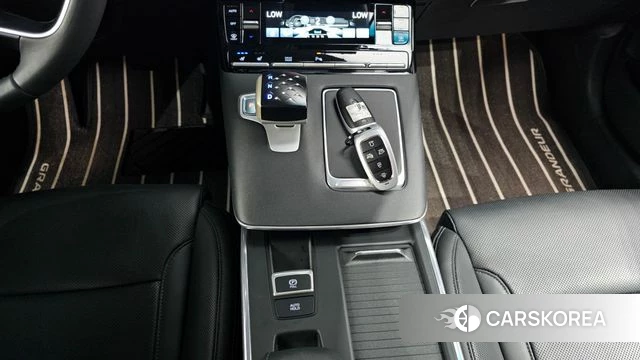 Hyundai The New Grandeur IG id 4675921 из Кореи 28