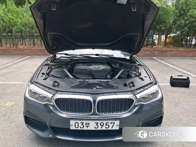 BMW 5 Series (G30) id 4658488 из Кореи 18