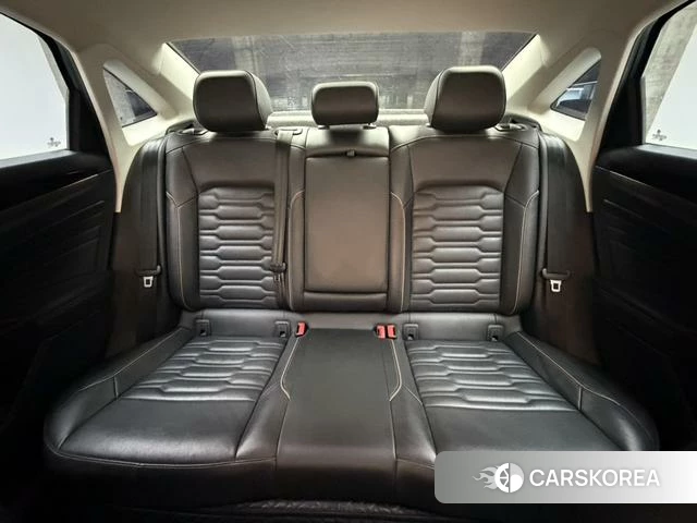 Volkswagen Passat id 4321048 из Китая 15