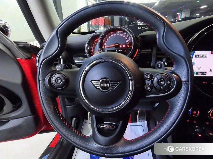 Mini Cooper S id 2075942 из Кореи 18