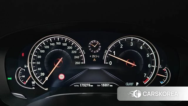 BMW 5 Series (G30) id 4633066 из Кореи 18