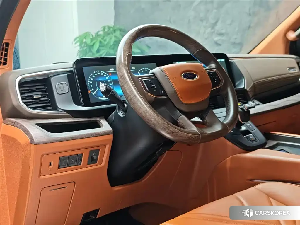 Ford Touruiou id 4548181 из Китая 18