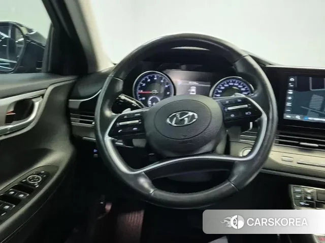 Hyundai The New Grandeur IG id 3340501 из Кореи 18