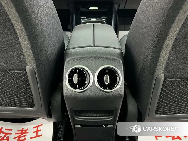 Mercedes-Benz GLB id 4263533 из Китая 9