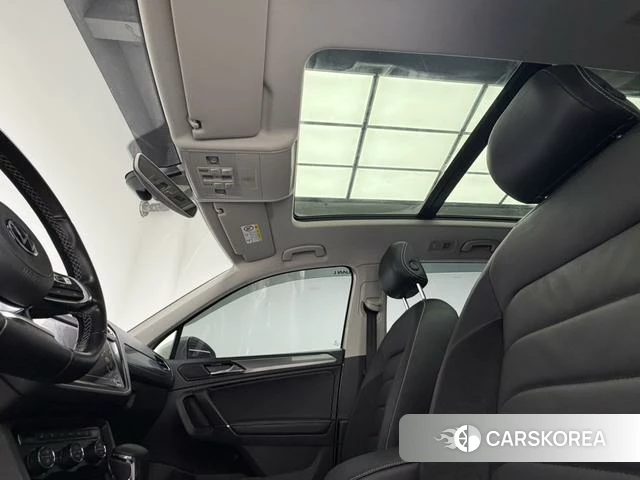 Volkswagen Tiguan L id 4329118 из Китая 15