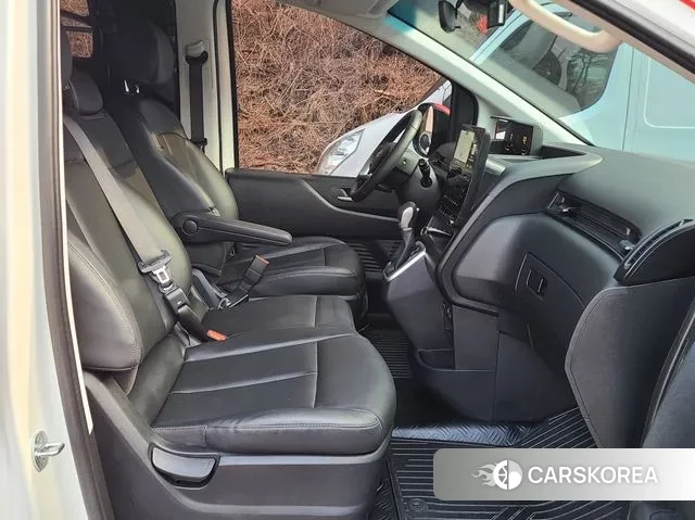 Hyundai Staria id 3679727 из Кореи 18