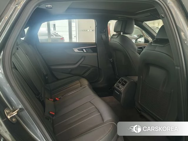 Audi A4L id 4271906 из Китая 17
