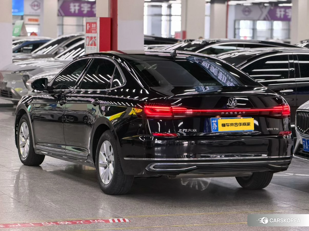 Volkswagen Passat id 4440664 из Китая 12
