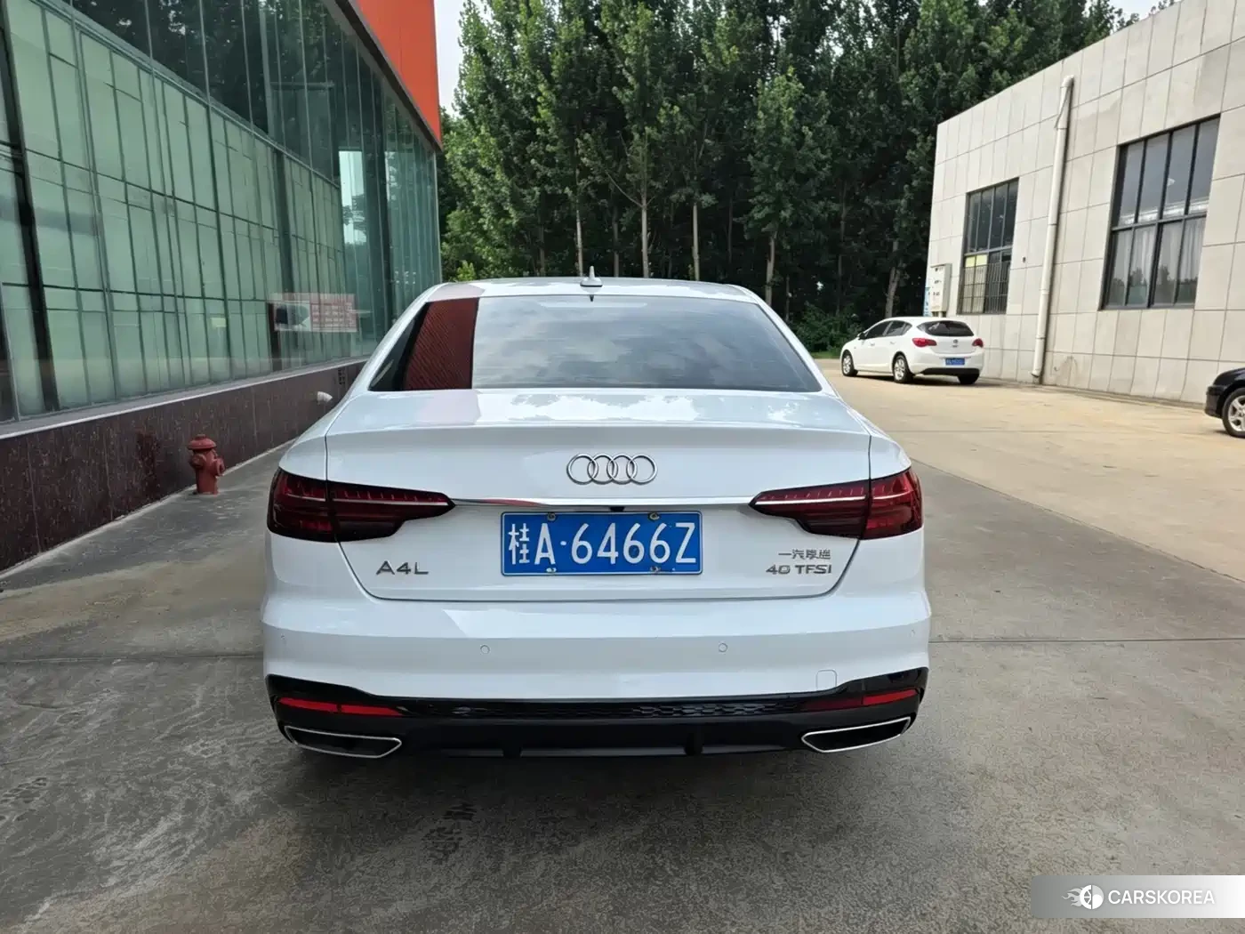 Audi A4L id 4622737 из Китая 8