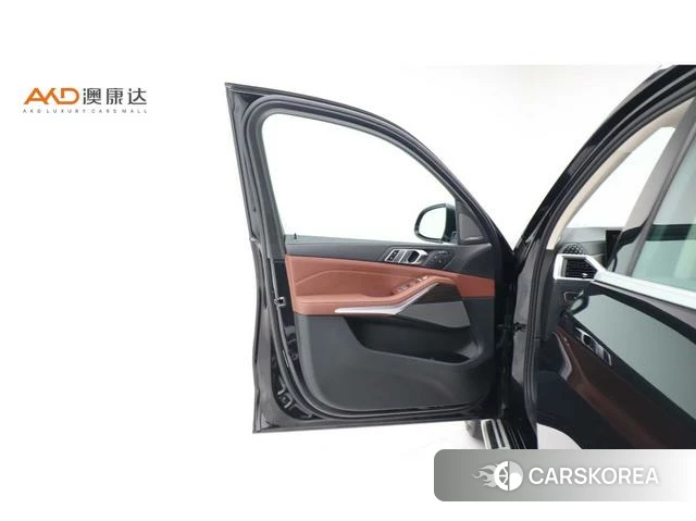 BMW X7 id 4334994 из Китая 8