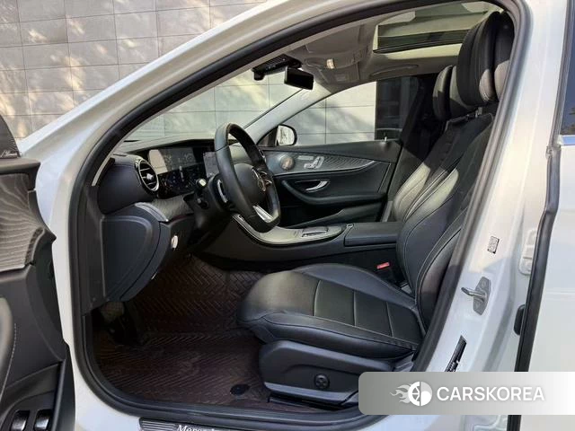 Mercedes-Benz E-class PHEV id 4272845 из Китая 18