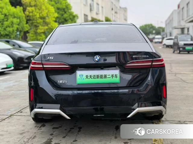 BMW i5 id 3969200 из Китая 8