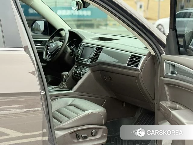 Volkswagen Tourang id 4209597 из Китая 15