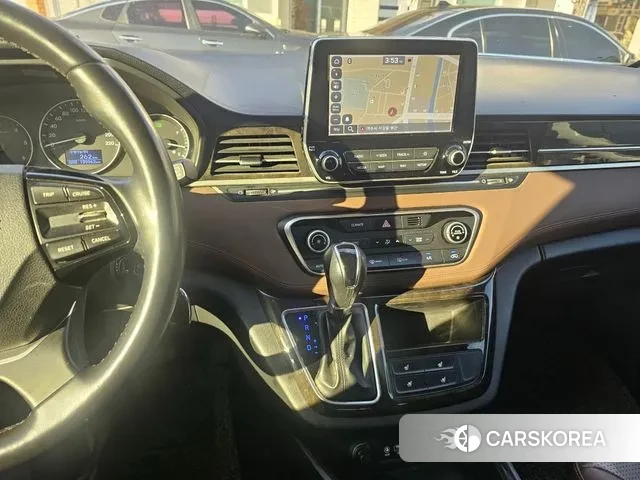 Hyundai The New Grand Starex id 3302763 из Кореи 14