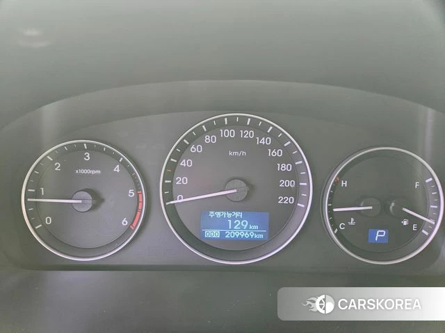 Hyundai The New Grand Starex id 4751479 из Кореи 14