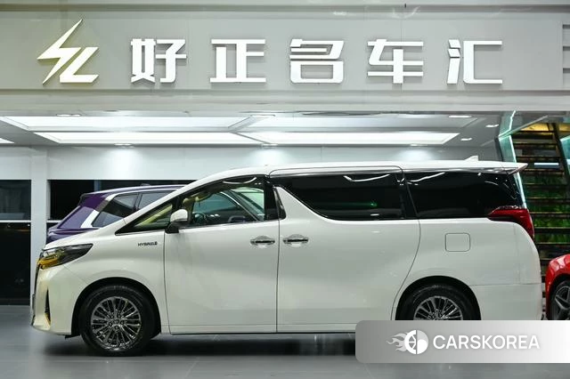 Toyota Elfa id 4290220 из Китая 22