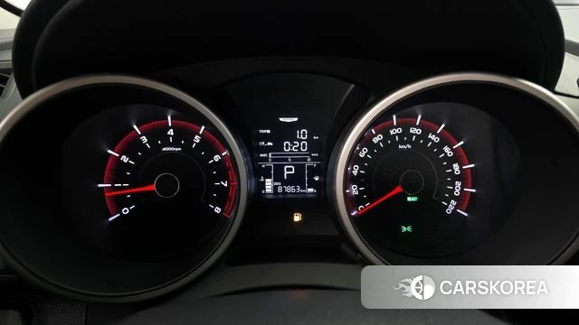 Ssangyong Tivoli Air id 4285983 из Кореи 28