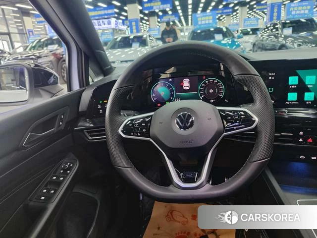 Volkswagen Golf id 4335825 из Китая 16