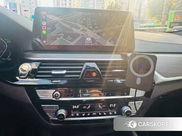 BMW 5 Series (G30) id 3390411 из Кореи 9