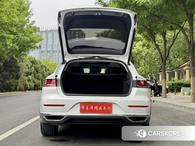 Volkswagen CC id 4276407 из Китая 32