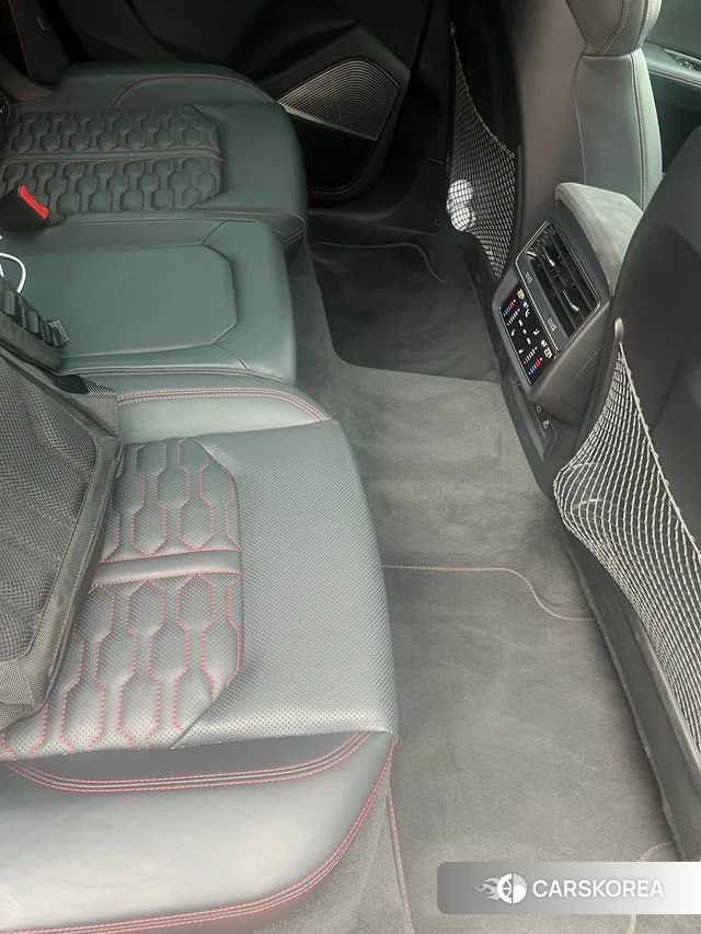Audi RSQ8 (4M) id 4872019 из Кореи 9