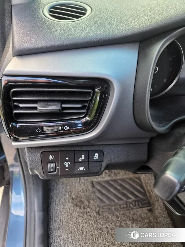 Kia Stonic id 4470909 из Кореи 13