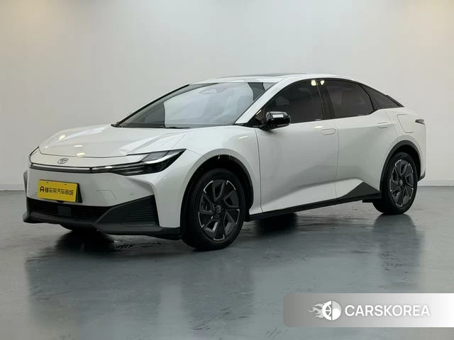 Toyota bZ3 id 4211483 из Китая 18