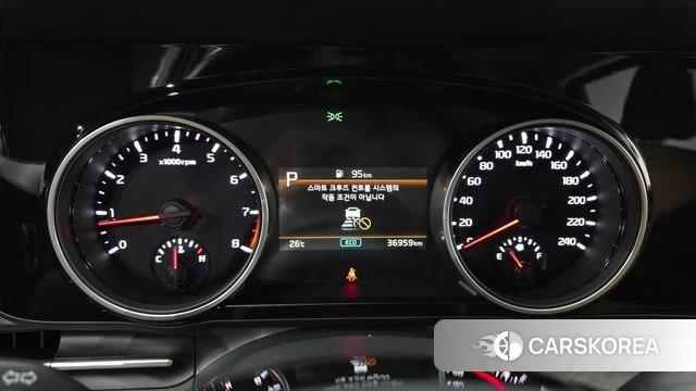 Kia Carnival 4th generation id 4656294 из Кореи 18