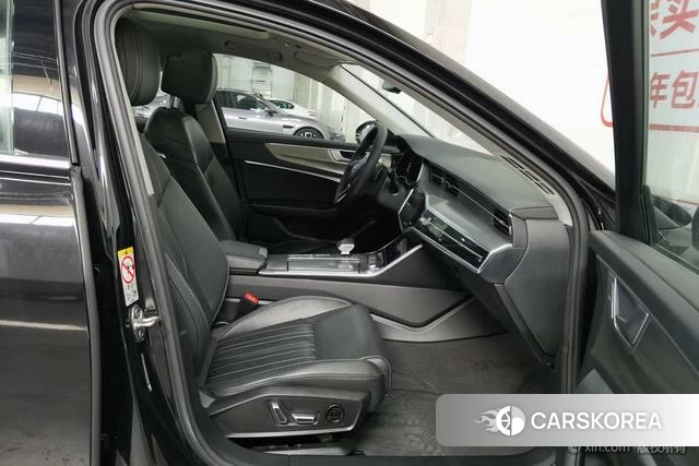 Audi A6L id 4297706 из Китая 22
