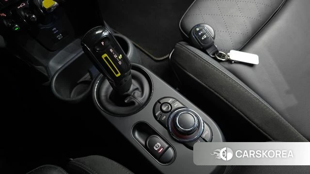 Mini Cooper Electric id 3851798 из Кореи 18