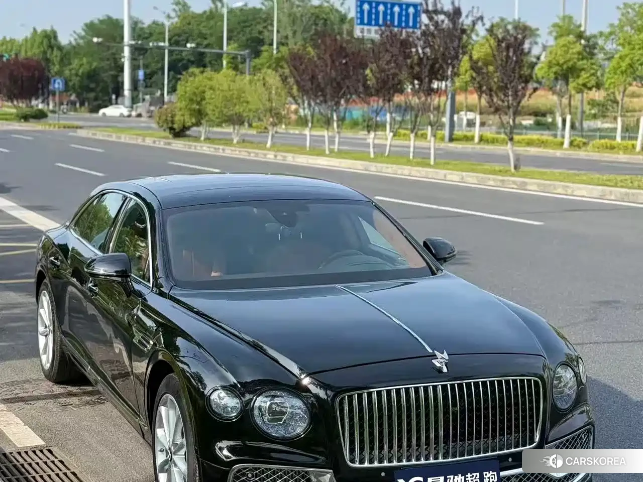 Bentley Flying id 4578317 из Китая 9