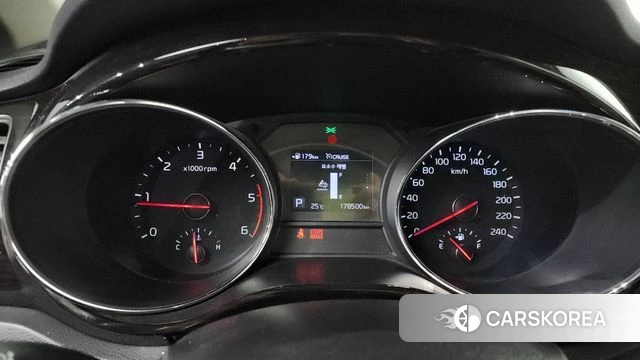 Kia The New Carnival id 4378086 из Кореи 28